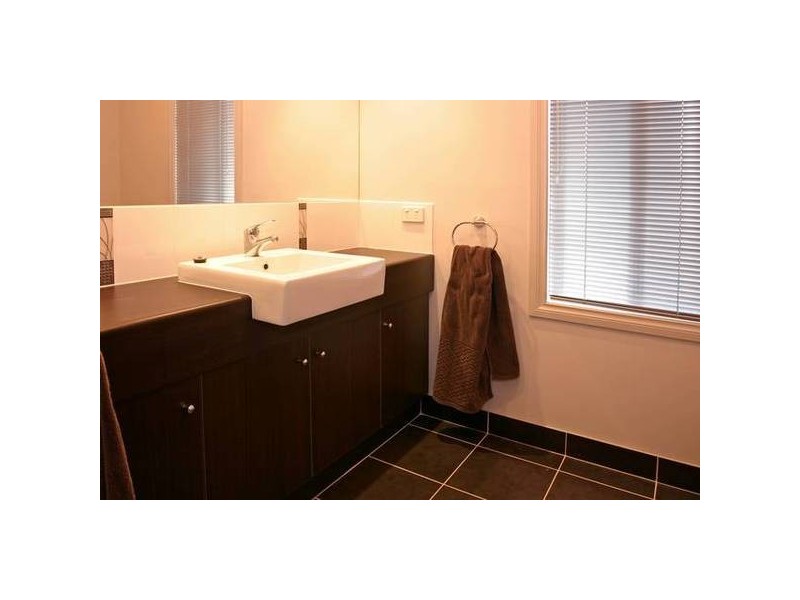 19 Grand Central Boulevard, Pakenham VIC 3810