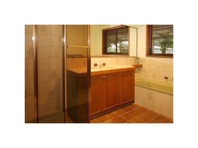 226 Rix Road, Officer VIC 3809