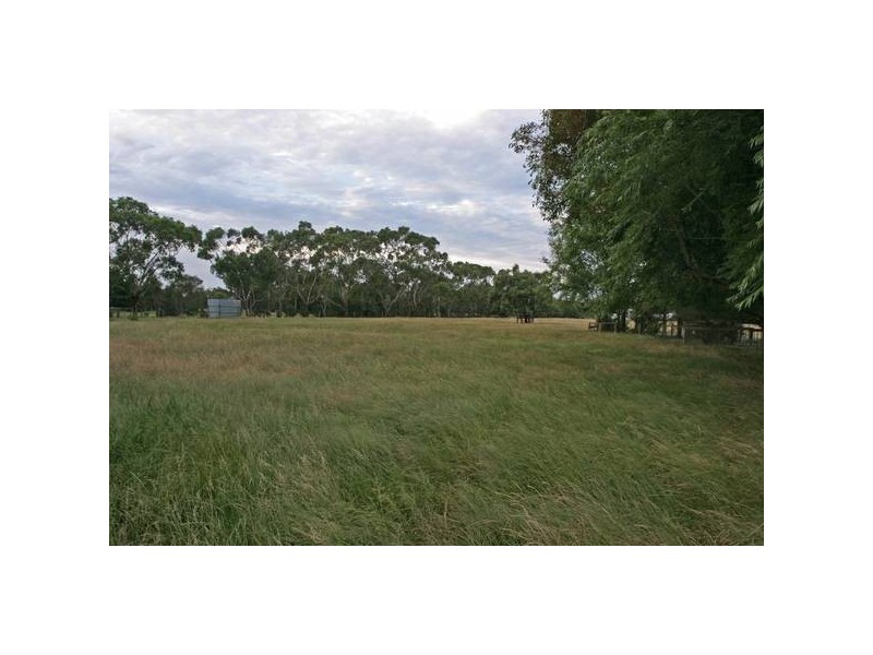 226 Rix Road, Officer VIC 3809