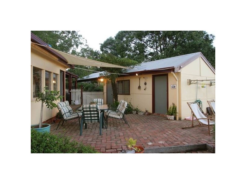 140 Huxtable Road, Pakenham Upper VIC 3810