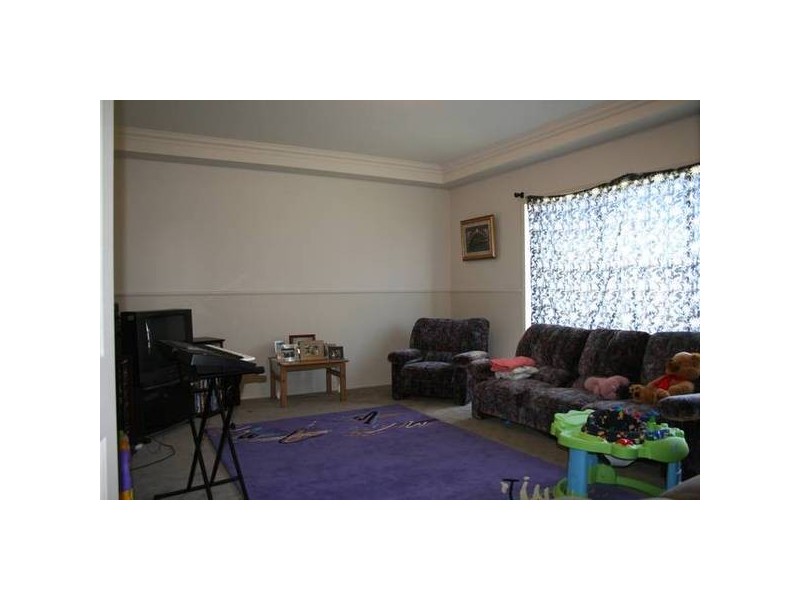 24 Henry Lawson Drive, Pakenham VIC 3810