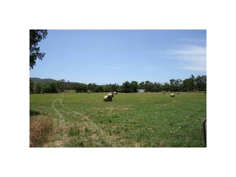 125 Forest Road, Labertouche VIC 3816