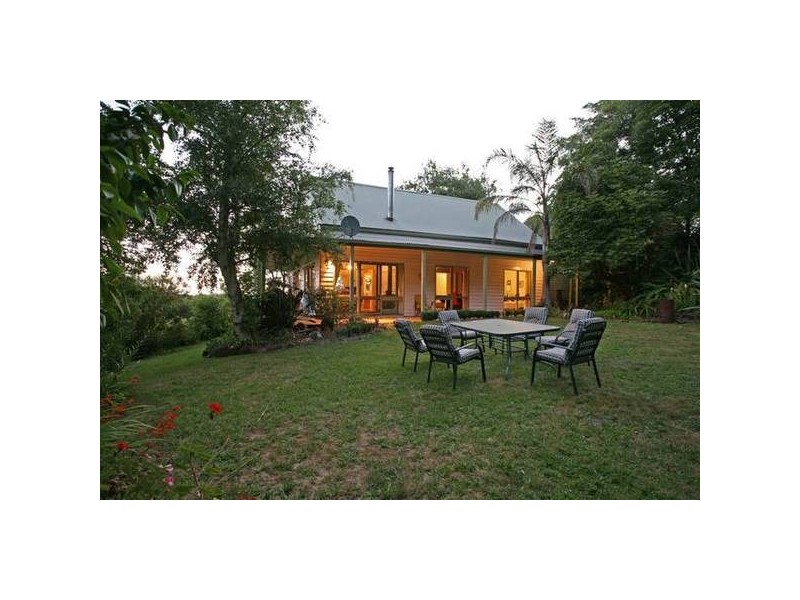 211 Old Gembrook Road, Pakenham Upper VIC 3810