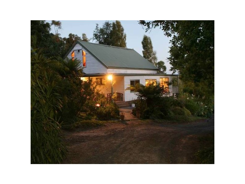 211 Old Gembrook Road, Pakenham Upper VIC 3810