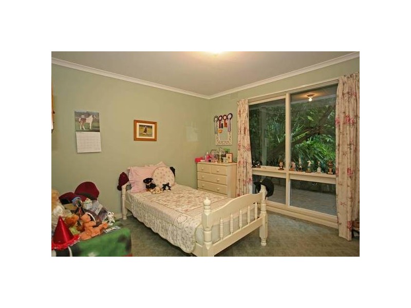 211 Old Gembrook Road, Pakenham Upper VIC 3810