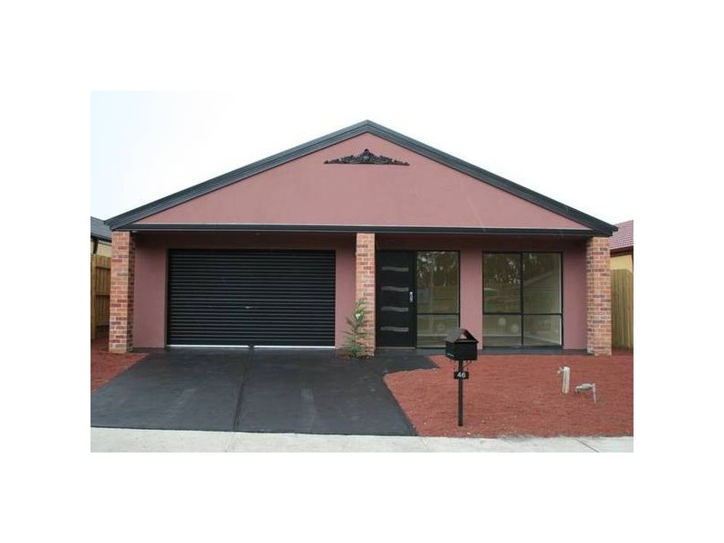 46 Wakenshaw Crescent, Pakenham VIC 3810