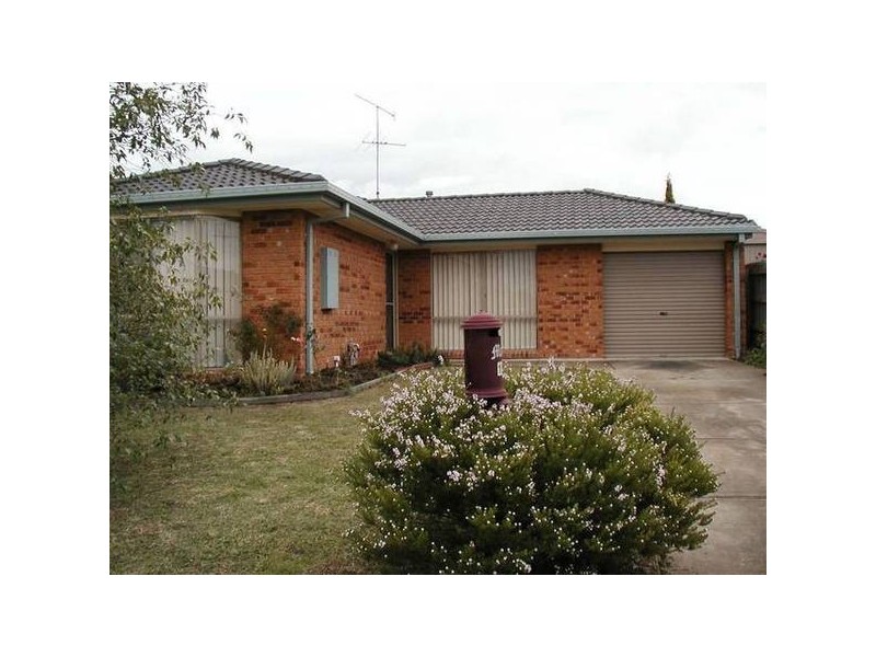 15 Kara Court, Pakenham VIC 3810