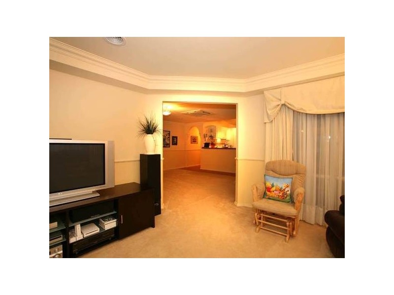 38 Ben Drive, Pakenham VIC 3810