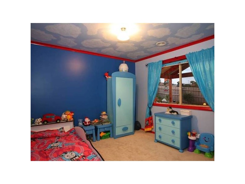 38 Ben Drive, Pakenham VIC 3810