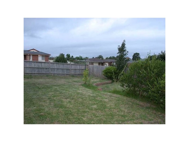 56 Eagle Drive, Pakenham VIC 3810