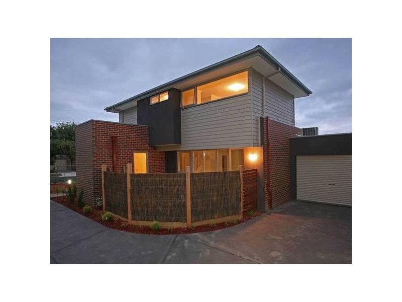 1-6/1 Henry Street, Pakenham VIC 3810