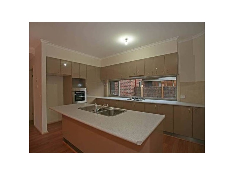 1-6/1 Henry Street, Pakenham VIC 3810