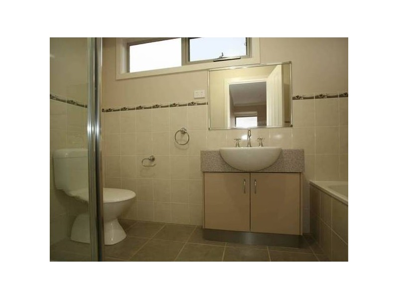 1-6/1 Henry Street, Pakenham VIC 3810