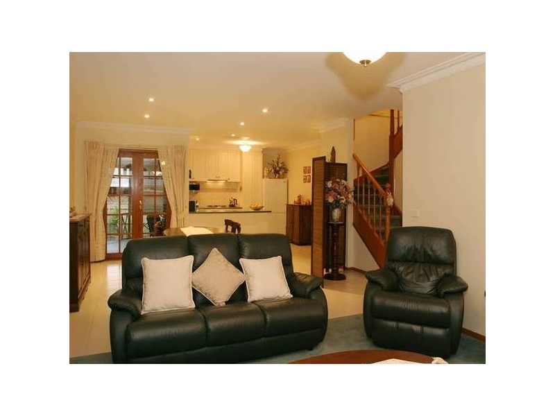 1/34 Malouf Court, Pakenham VIC 3810