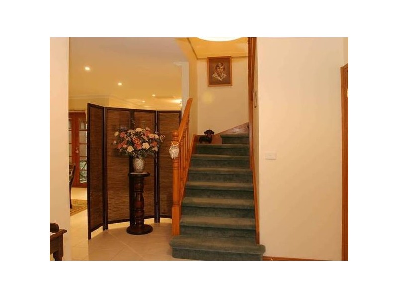 1/34 Malouf Court, Pakenham VIC 3810