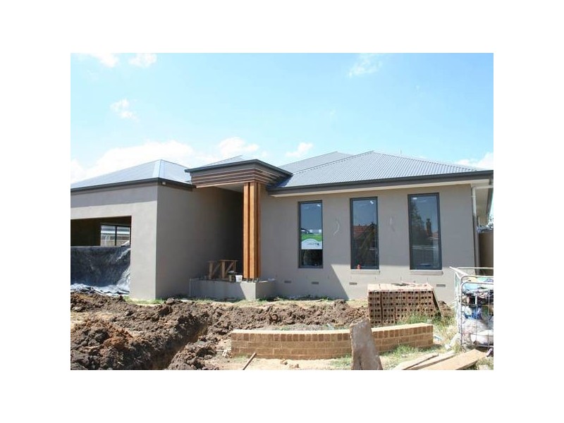 14 Bluebell, Pakenham VIC 3810