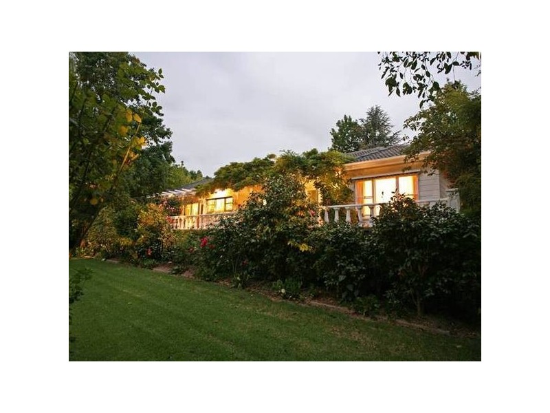 610 PAKENHAM ROAD, Pakenham Upper VIC 3810