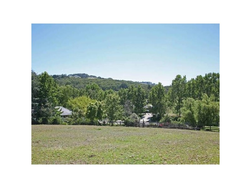 610 PAKENHAM ROAD, Pakenham Upper VIC 3810