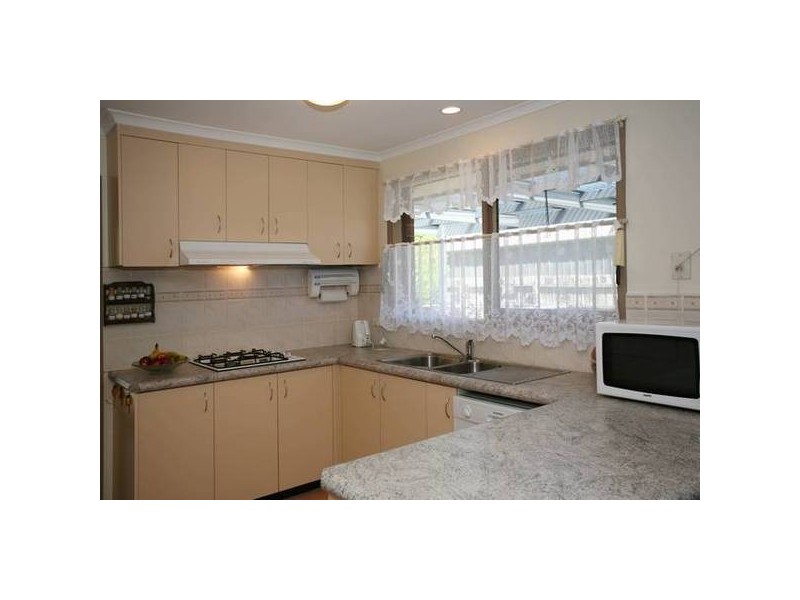 12 Pommel Street, Pakenham VIC 3810