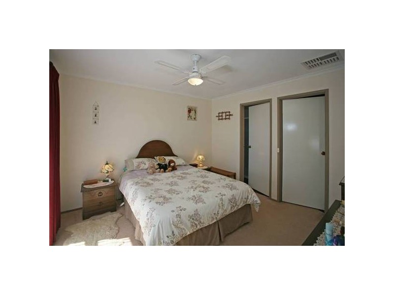 12 Pommel Street, Pakenham VIC 3810