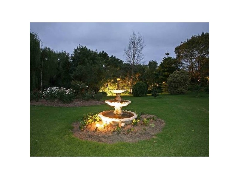 610 Pakenham
Road, Pakenham Upper VIC 3810