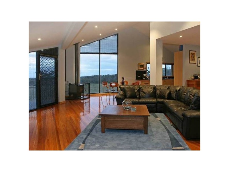 235 Thewlis Road, Pakenham VIC 3810