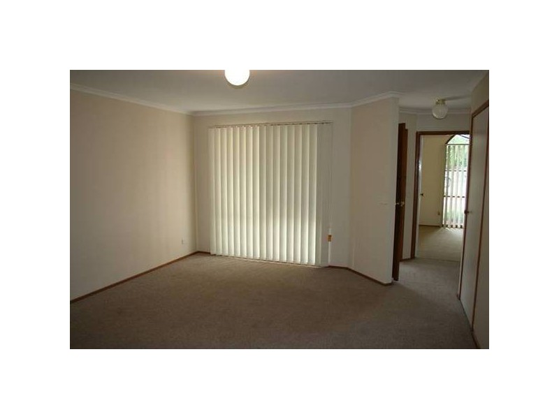 49 Meeking Drive, Pakenham VIC 3810