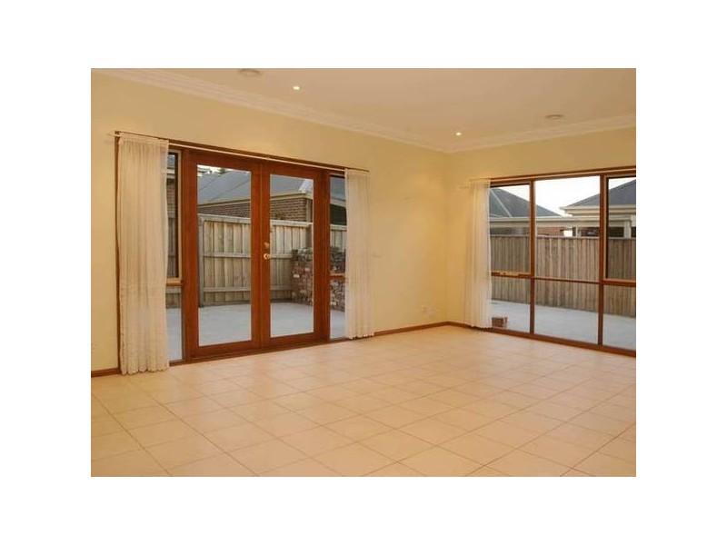 48/1 Malouf Court, Pakenham VIC 3810