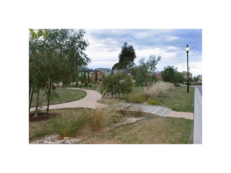48/1 Malouf Court, Pakenham VIC 3810