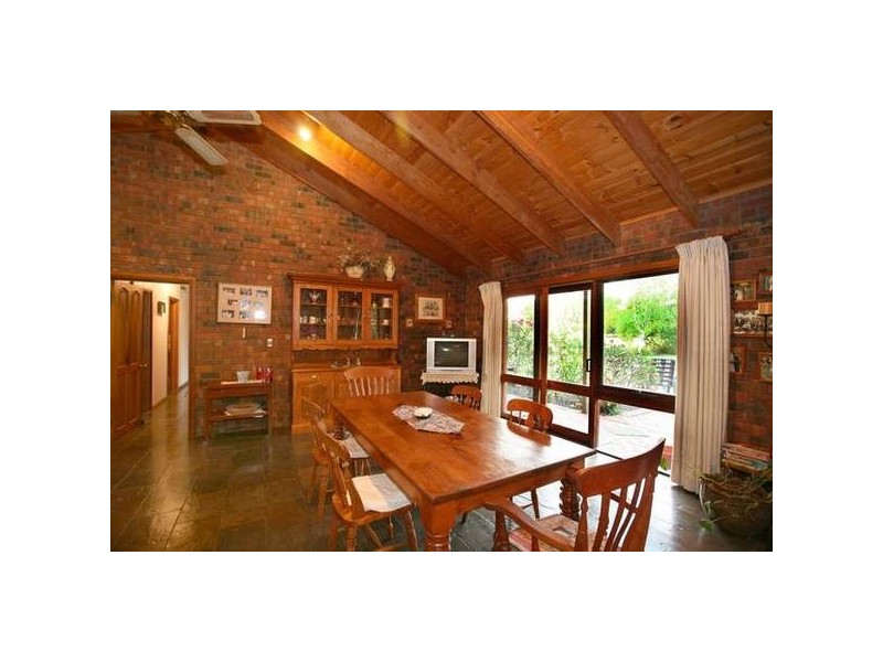 425 Bessie Creek Road, Nar Nar Goon North VIC 3812