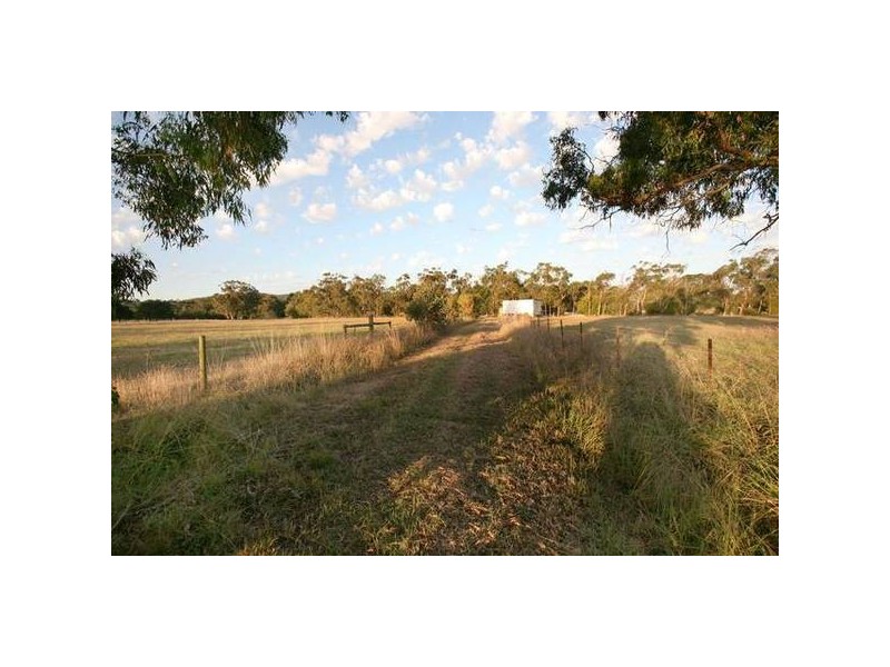 425 Bessie Creek Road, Nar Nar Goon North VIC 3812