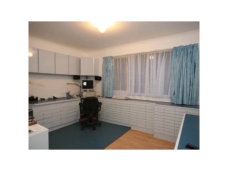 265 Gordon Road, Pakenham Upper VIC 3810