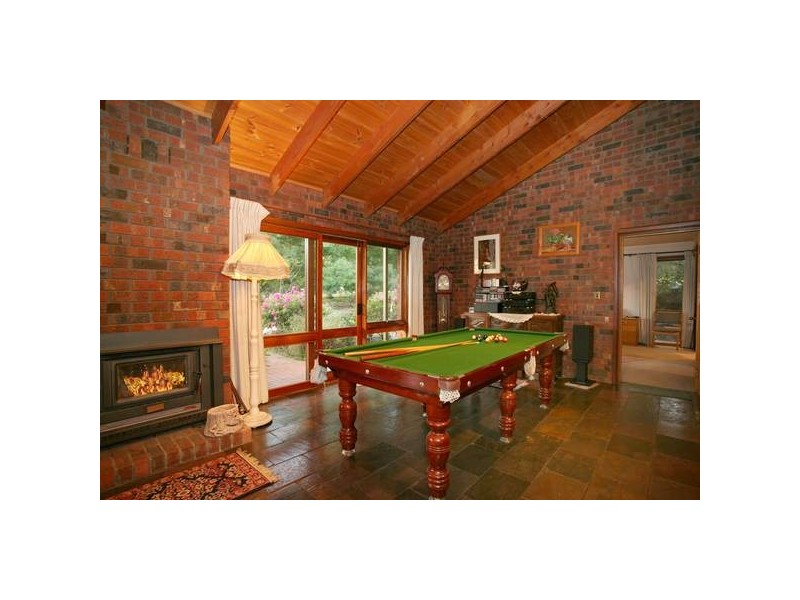 425 Bessie Creek Road, Nar Nar Goon North VIC 3812