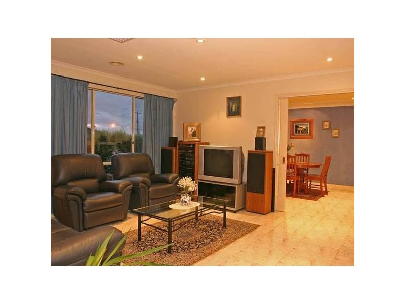 56 Eagle Drive, Pakenham VIC 3810