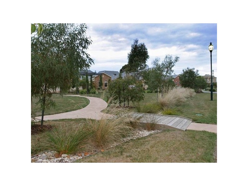 1/48 Malouf Court, Pakenham VIC 3810