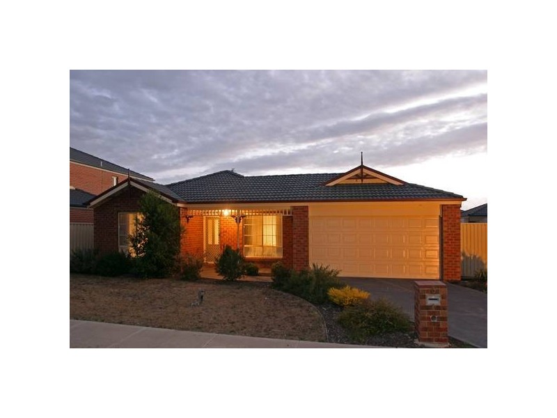 3 Cobalt Court, Pakenham VIC 3810