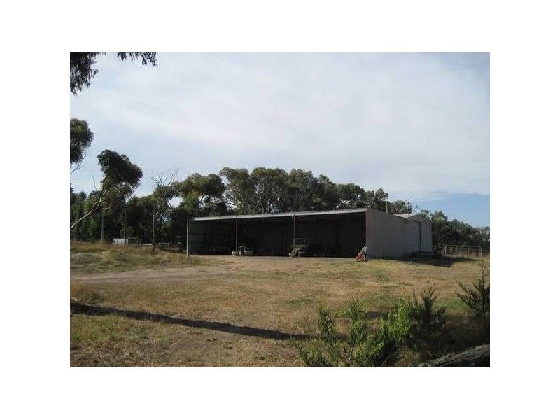 30 Ti Tree Road, Garfield VIC 3814
