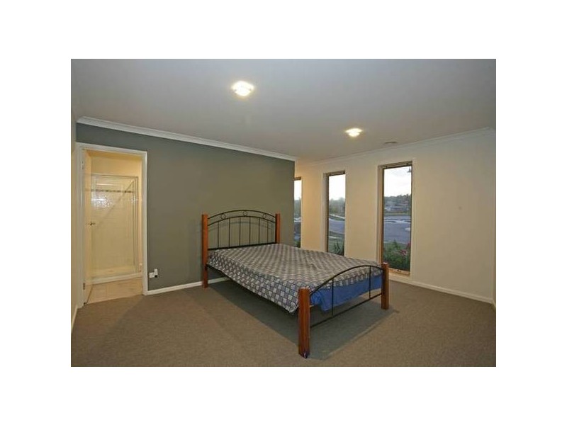 4 Mikasa Place, Pakenham VIC 3810