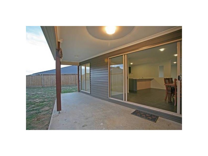 4 Mikasa Place, Pakenham VIC 3810
