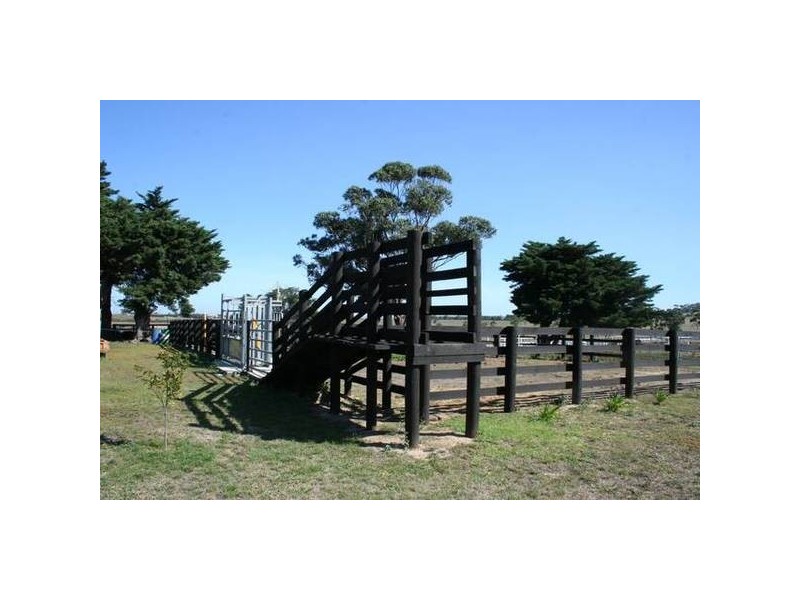 Lot 2 Lovers Lane, Garfield VIC 3814