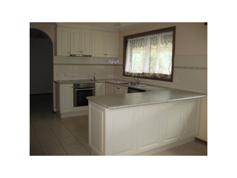 165 Thewlis Road, Pakenham VIC 3810