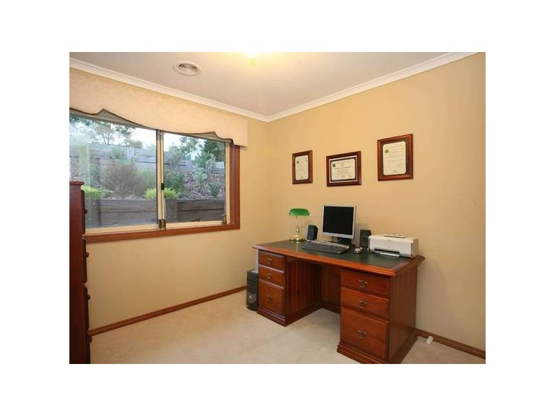 22 Breyleigh Drive, Pakenham VIC 3810