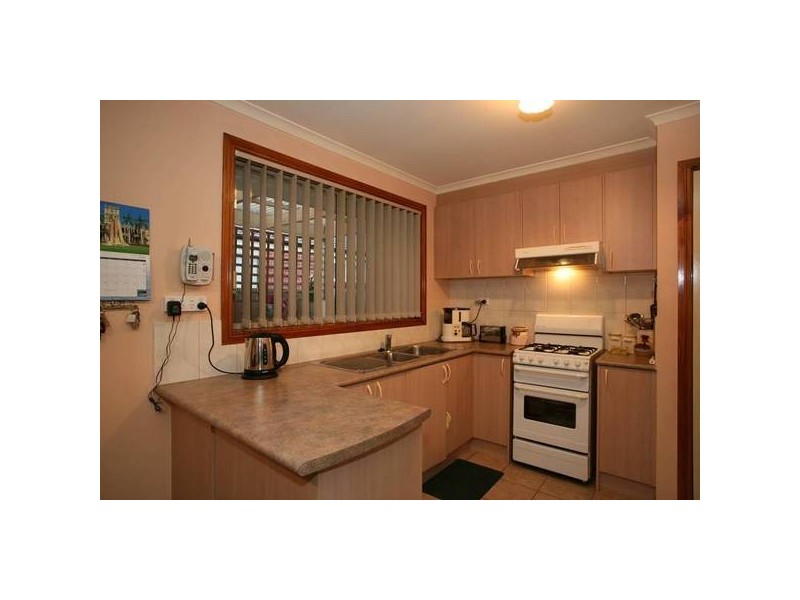 4 Stella Place, Pakenham VIC 3810