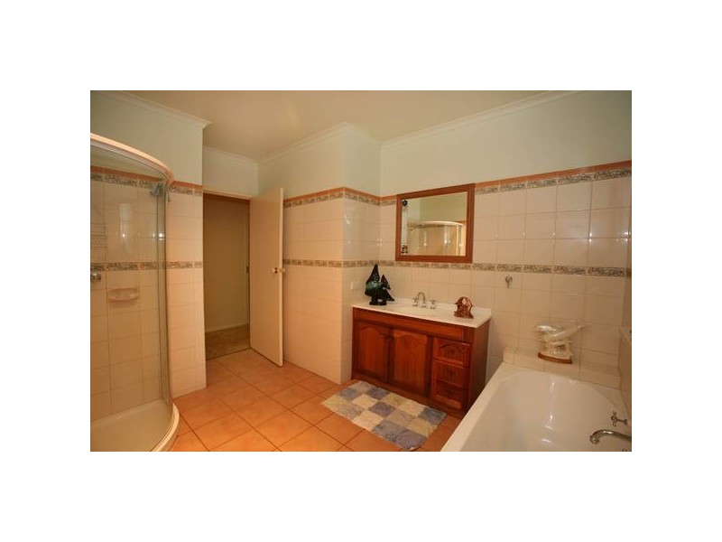 537 Gembrook Road, Pakenham Upper VIC 3810