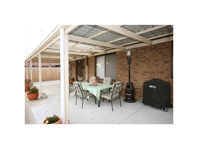 9 BLUEGRASS CRESCENT, Pakenham VIC 3810