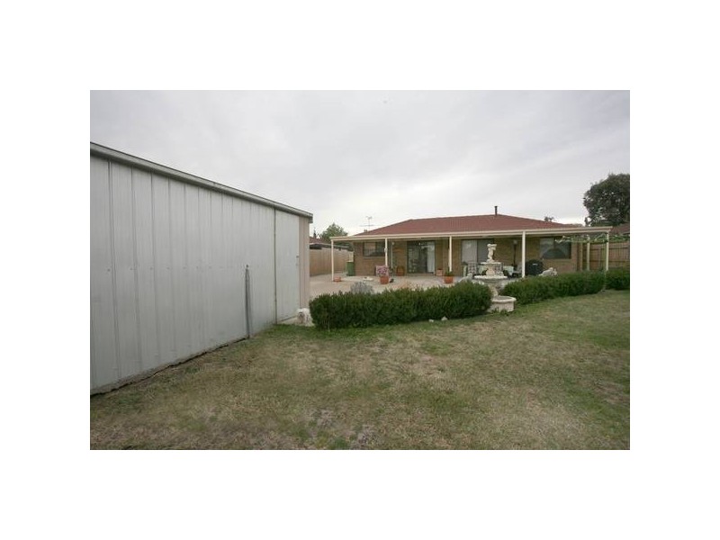 9 BLUEGRASS CRESCENT, Pakenham VIC 3810