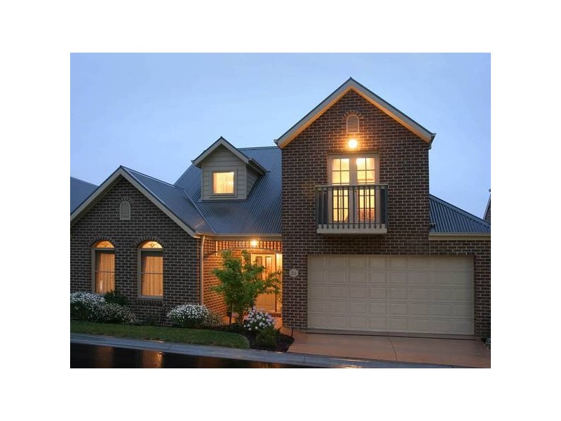 1/34 Malouf Court, Pakenham VIC 3810