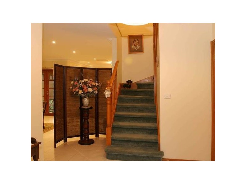 1/34 Malouf Court, Pakenham VIC 3810