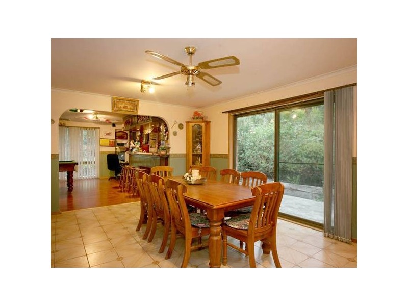 16 Baranbali Road, Maryknoll VIC 3812