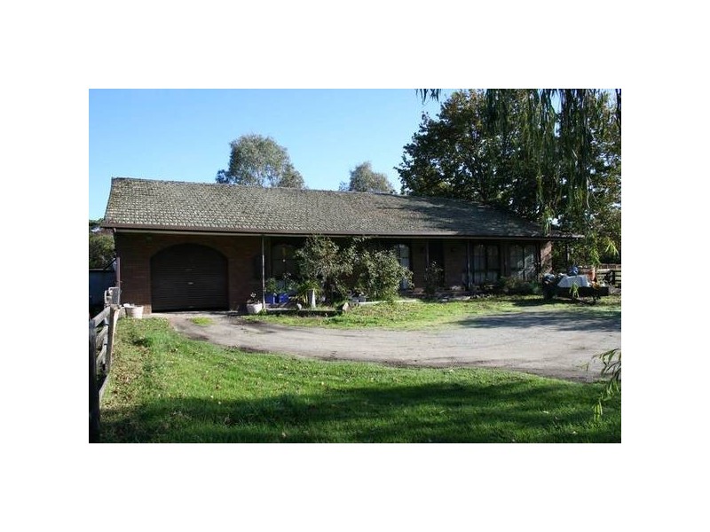 680 Nine Mile Road, Cora Lynn VIC 3814